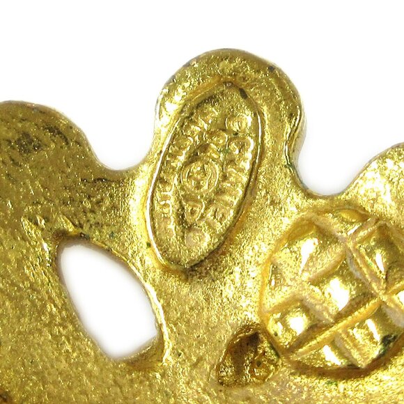 Chanel Button Earrings Clip-On Gold - Picture 3 of 4